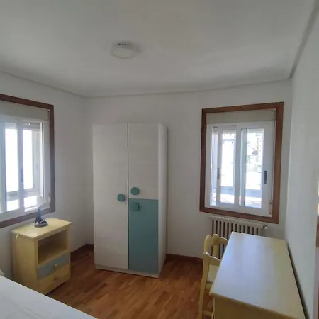 Piso Centrico Con Aire Acondicionado Apartmán